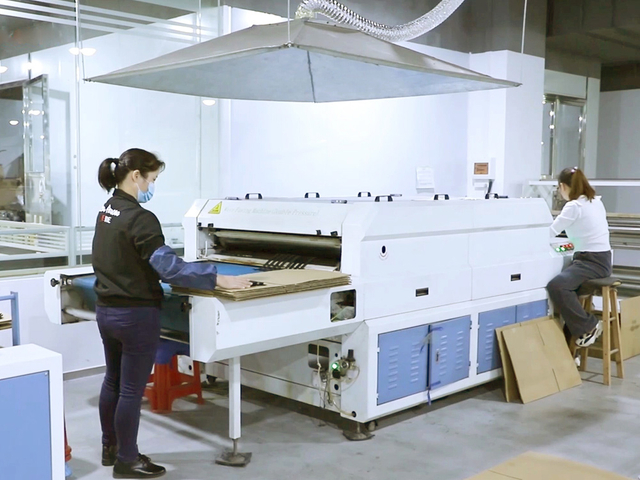 11-Hot Press Laminating Machine